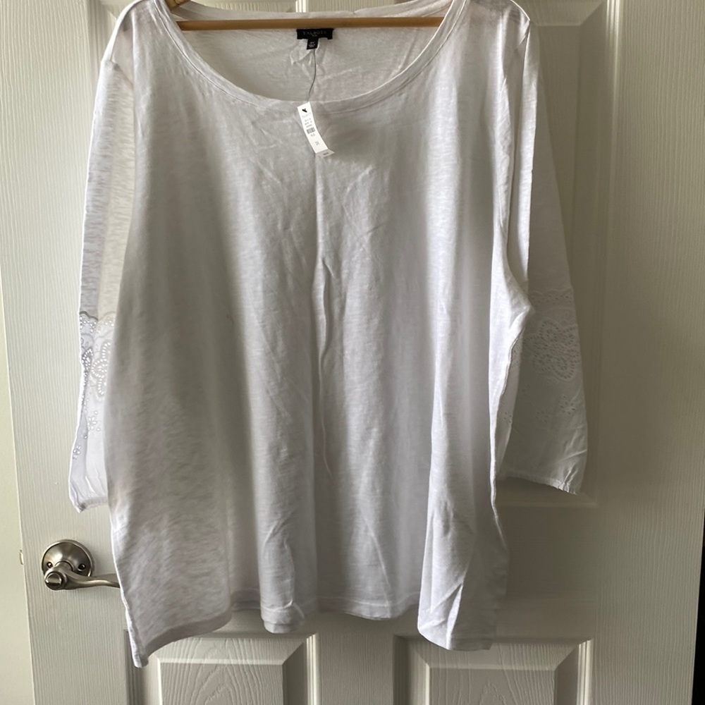 Talbots Women’s Shirt. 3/4 sleeves with embroidery on each sleeve . Size 3X